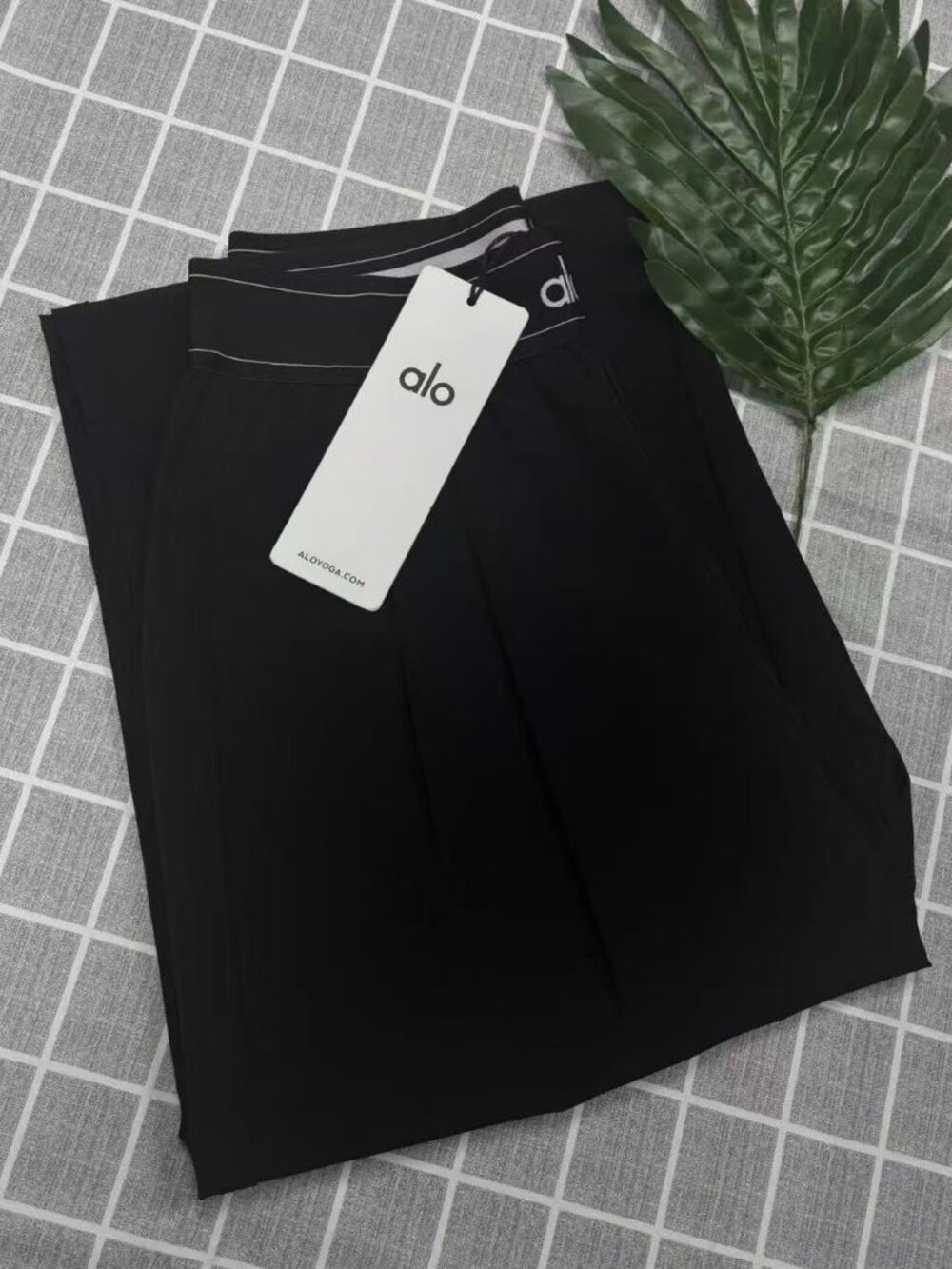 🌟Alo Yoga Suit Up Trouser Black Sizes S–M (Regular)Straight-Leg Trousers - Picture 6 of 11
